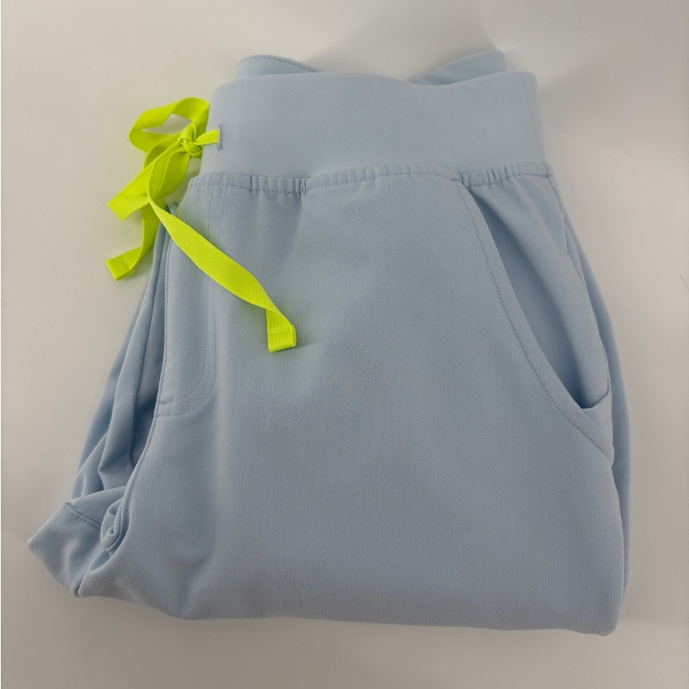 Figs Women's Zamora Jogger Scrub Pants Chambray Size Small